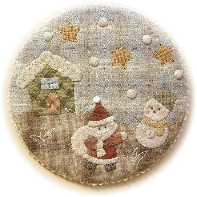パッチワークキット k-81 まぁるいクリスマスミニタペストリー パッチワークキット k-81 まぁるいクリスマスミニタペストリー
