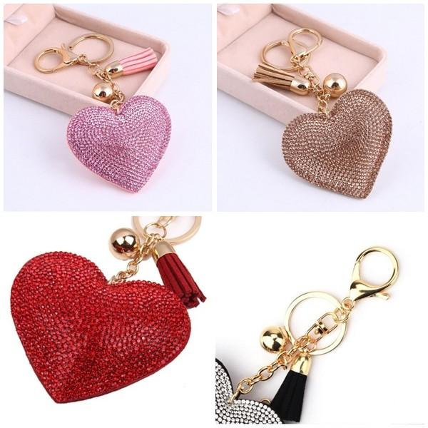 【コロンとした形がかわいい☆】CHANEL ハートバックチャーム 大人かわいいハートチェーン】シャネル クラッチバッグ (CHANEL