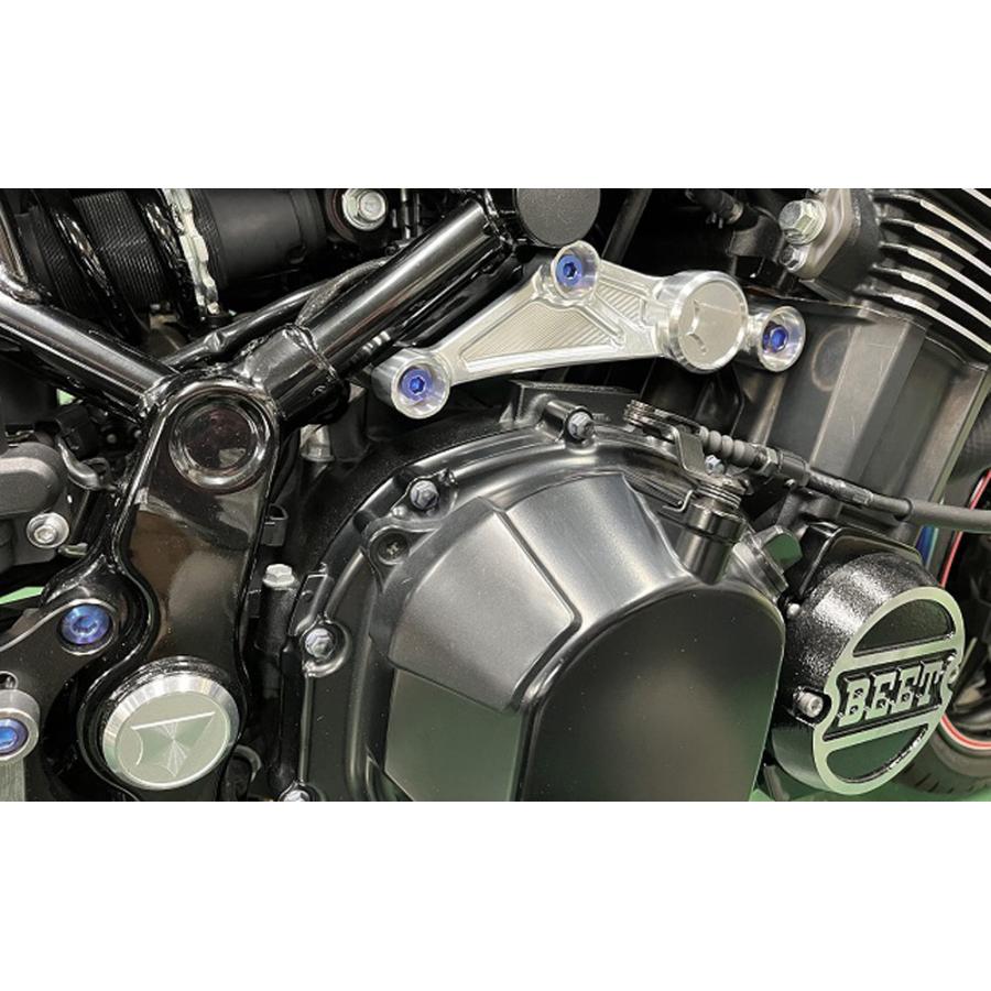 BEET（ビート） BEET Z900RS エンジンハンガーKIT シルバー 0425-KE3