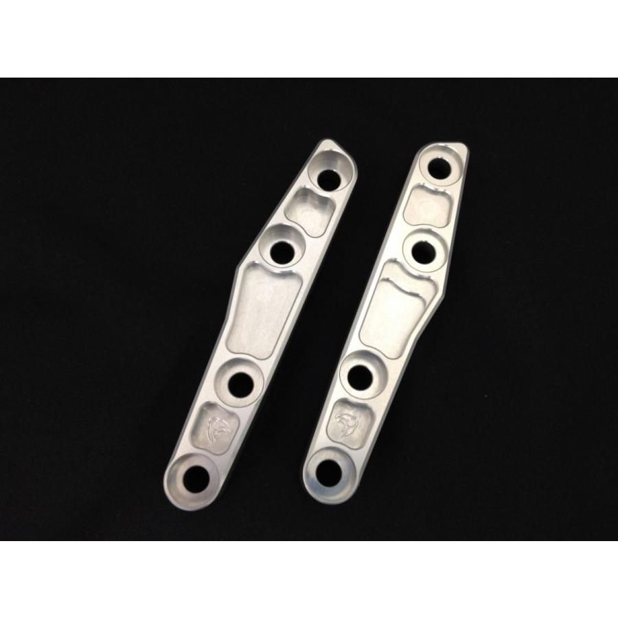 ブレンボ ゼファー 1100 40mm ピッチ キャリパーサポート ブレンボ