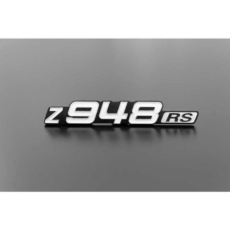 PMC.INC ピーエムシー Z948RS サイドカバーエンブレム 1枚単位 カワサキ Z900RS　品番 : 189-1031  :189-1031:MOTO-OCC ヤフーショッピング店 - 通販 - Yahoo!ショッピング