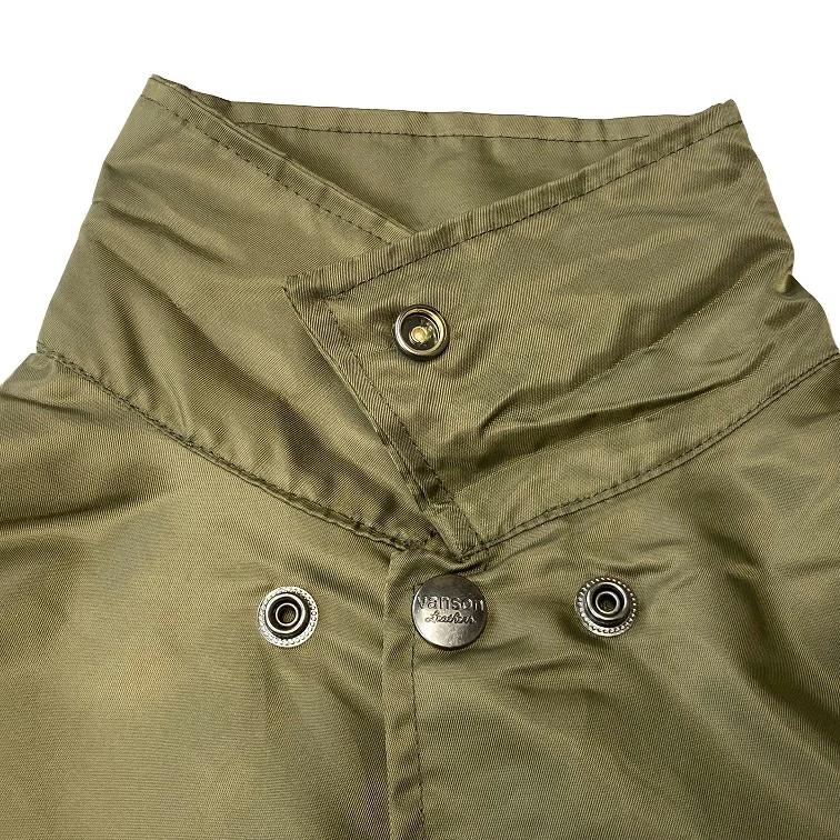 VANSON MOTOBLUEZ別注 ナイロンコーチジャケット オリーブ VANSON バンソン モトブルーズ別注 COACH JACKET コーチジャケット