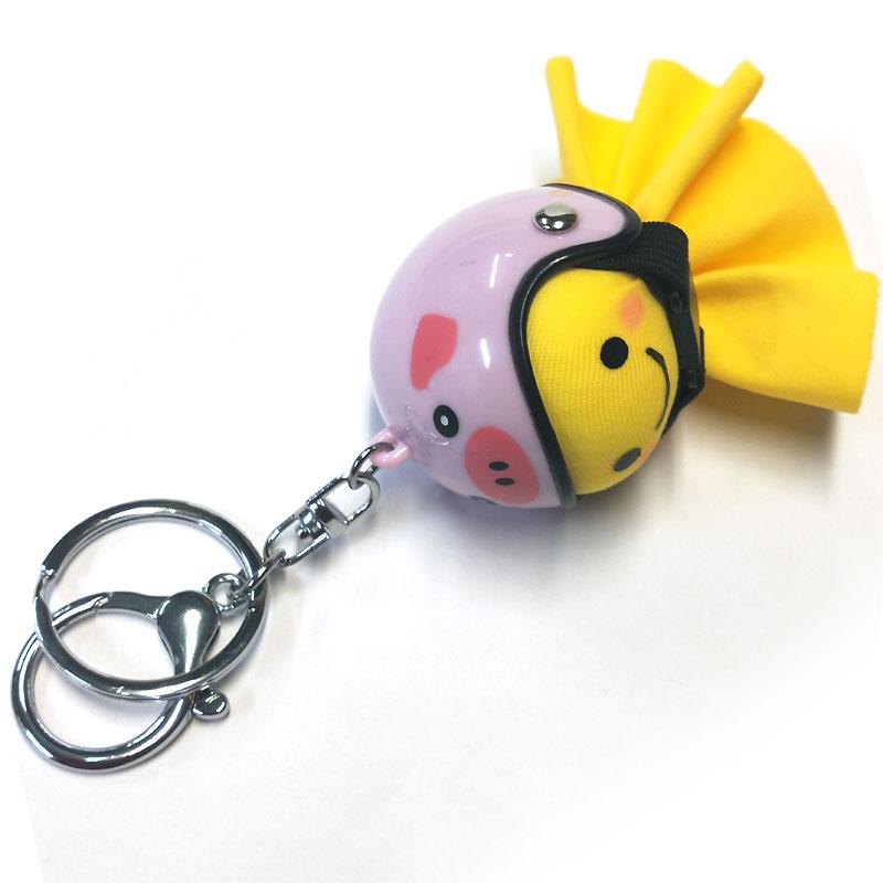 てるぼう＆ヘルメットキーホルダーセット『ブタ』 雨 梅雨