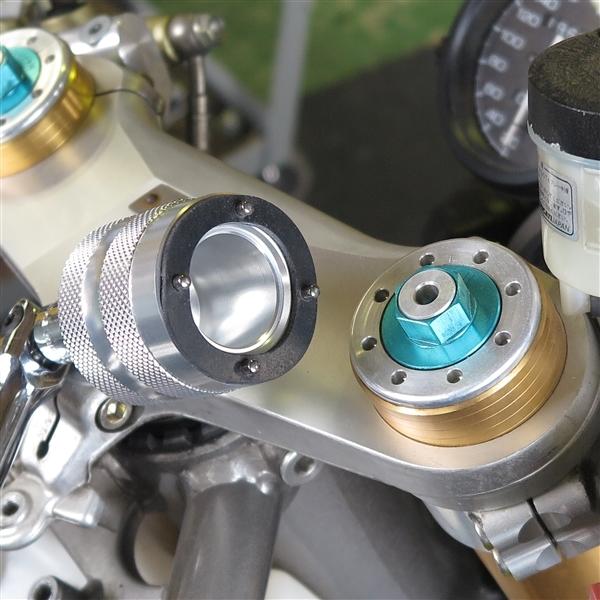 ☆DUCATI/ドカティ専用 オーリンズ フロントフォーク トップ ☆DUCATI/ドカティ専用 オーリンズ フロントフォーク トップ