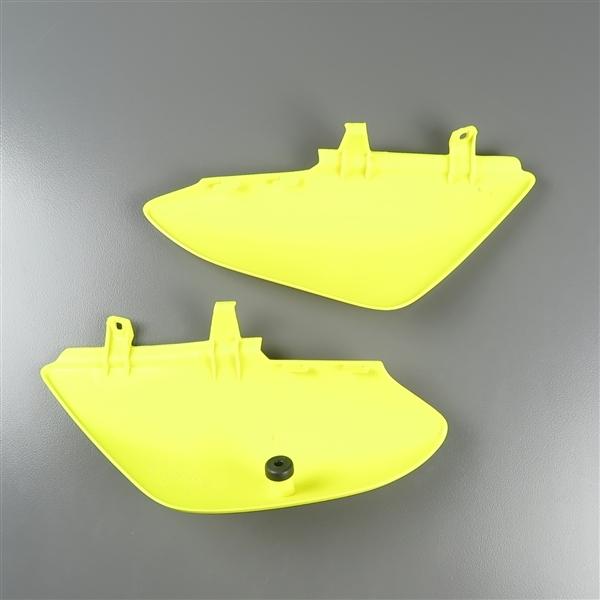 □CRF50F/'04-'21 UFO サイドパネル/サイドカバー イエロー 展示品 (UF