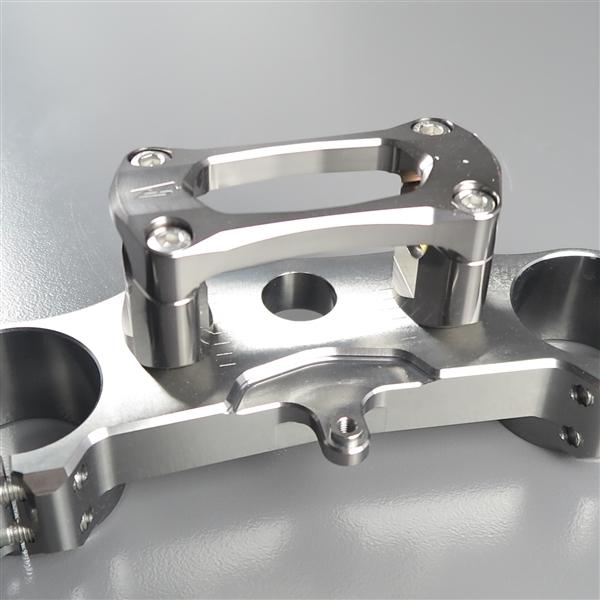 ◇KX250F/'09-'10 ZETA アルミ削り出し ハンドルバークランプ φ28.6mm