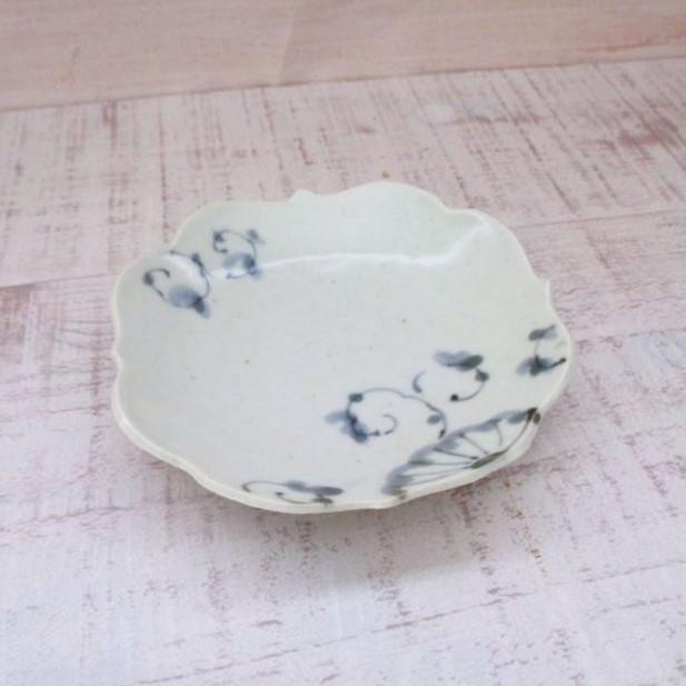 有田焼 染付 菊絵 四稜小皿 お醤油皿 シンプル おしゃれ レトロ ギフト