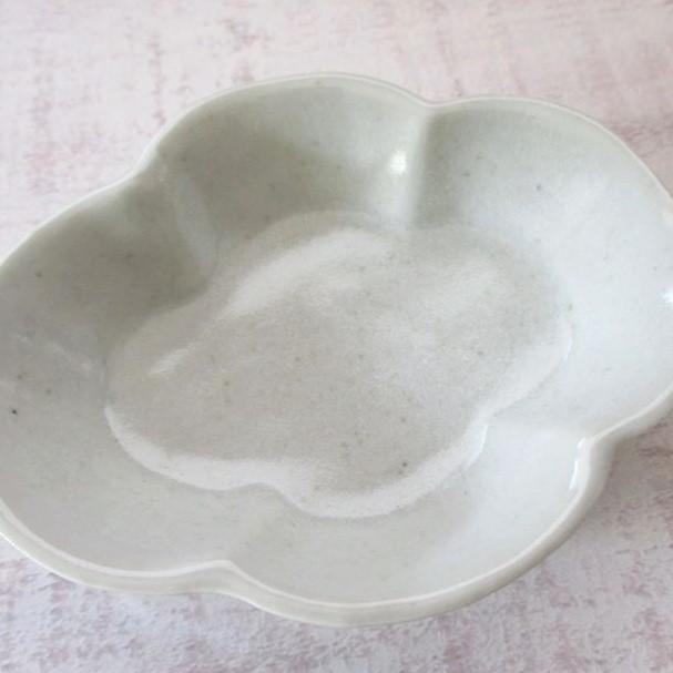 有田焼 豆皿 豆鉢 お皿 おしょうゆ皿 李朝白磁木瓜 おしゃれ シンプル