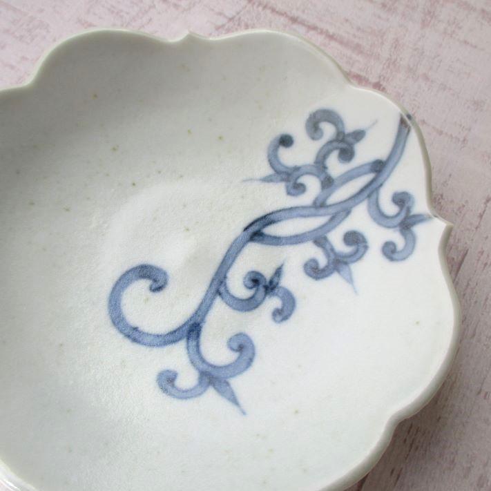 有田焼 小皿 お皿 醤油皿 染付 竜唐草 四稜小皿 シンプル レトロ