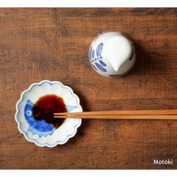 有田焼 染付 めで鯛菊型 3.5寸皿 小皿 取皿 渓山窯 手描き 上品 縁起物