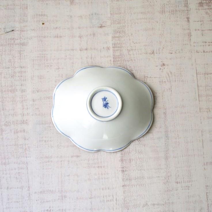 波佐見焼 食器 瓔珞(青) 菊型楕円皿 小鉢 お皿 割烹 和食器 シンプル