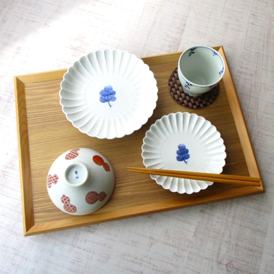 波佐見焼 染付 葉紋菊型6寸皿 手描き お皿 ディナー皿 盛皿 メイン料理