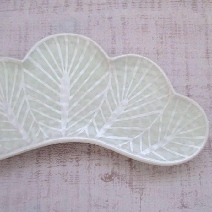 新品　有田焼幸楽窯　松葉形前菜皿　取り皿　3種　3枚セット　箱入り　縁起物　高級 楽天市場】【お買い物マラソン クーポン対象】幸楽窯 錦 金 松葉形