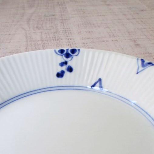 有田焼 皓洋窯 食器 染付 剣先小花 しのぎ5.5寸皿 丸皿 取皿 デザート