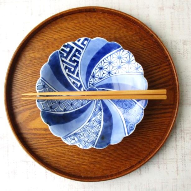 有田焼 染付 手描き 濃地紋 花渕6寸皿 丸皿 多用皿 和食器 食器 煮物鉢