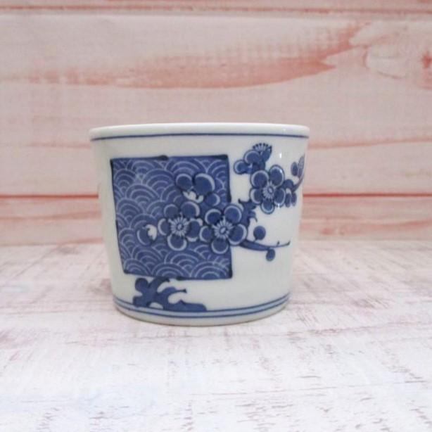 波佐見焼・有田焼 青海波梅図手彫 そば猪口 : 有田焼や 心器 - 通販