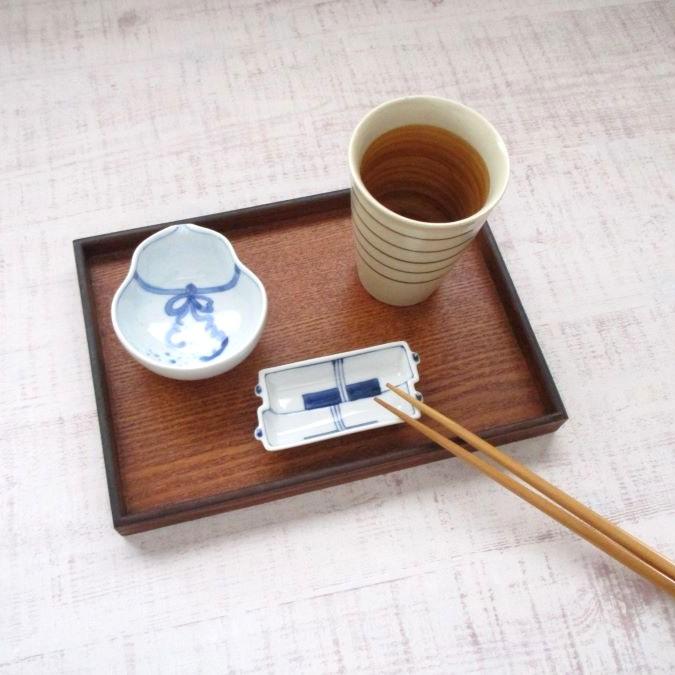 作家物　在銘　金　赤　刷毛目　四方　醤油皿　小皿　マーブル　醤油皿　うつわ　小鉢 有田焼 伊万里焼 染付 巻物 豆皿 豆鉢 小皿 珍味入れ 薬味皿 醤油皿