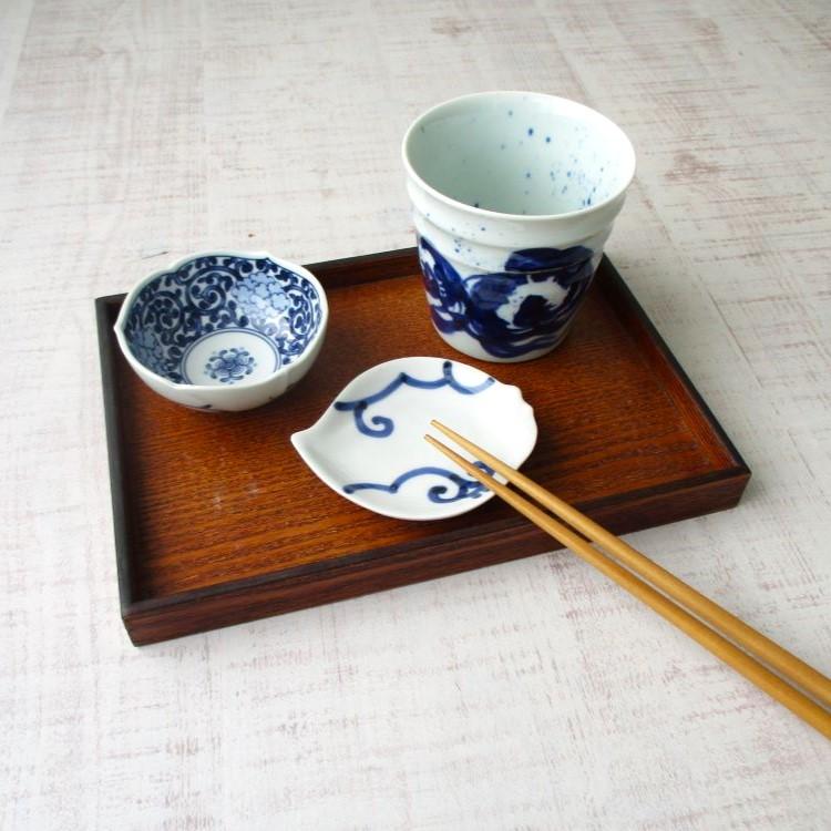 伊万里焼 染付 唐草桃形 手塩皿 豆皿 小皿 お醤油皿 おしゃれ かわいい