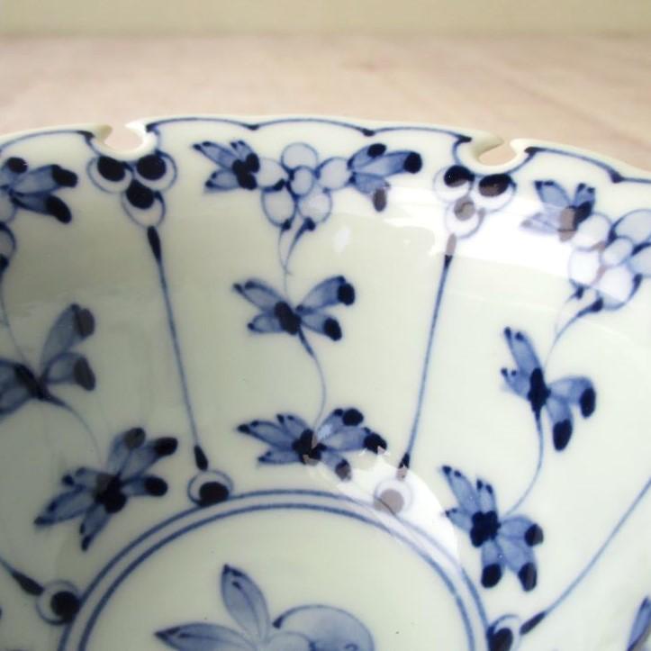 波佐見焼 染付 割草花兎紋 雪輪小付 可愛い シンプル 小鉢 うさぎ