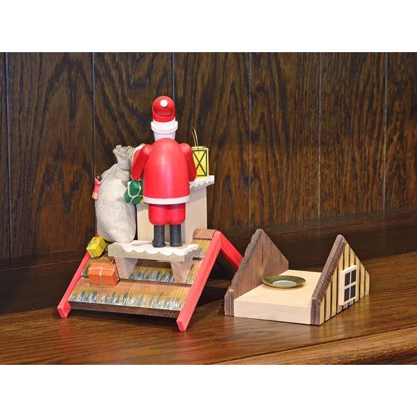 ドイツ木工芸品 煙出し人形 プレゼント配達中のサンタクロース : 横浜