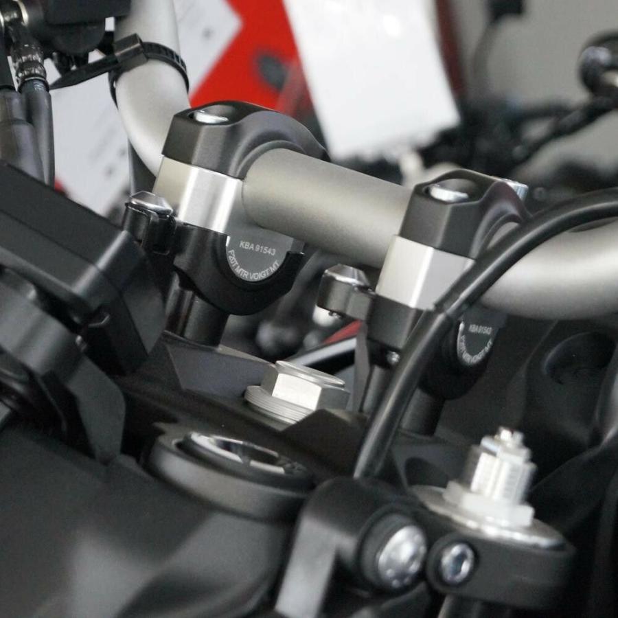 ヤマハ XSR900 2015-2022- ハンドル ライザー ブラック 20mmUP VOIGT 