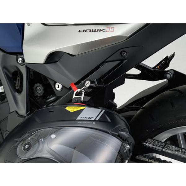 マット Amazon | デイトナ(Daytona) ホーク11(23)専用 ヘルメットロック