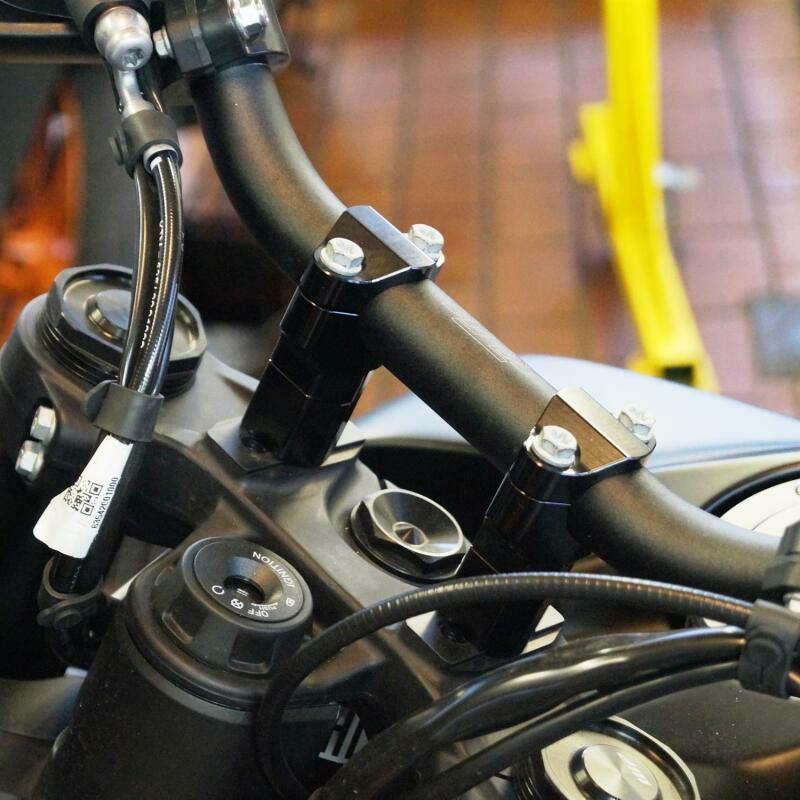 KTM 1290 Super Duke GT ハンドルバーライザー 25mmUP ブラック VOIGT