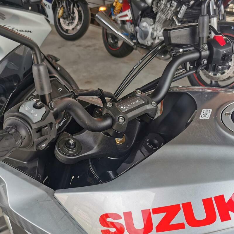 KATANA 2022- ハンドルバーライザー 20mmUP ブラック VOIGT MOTO