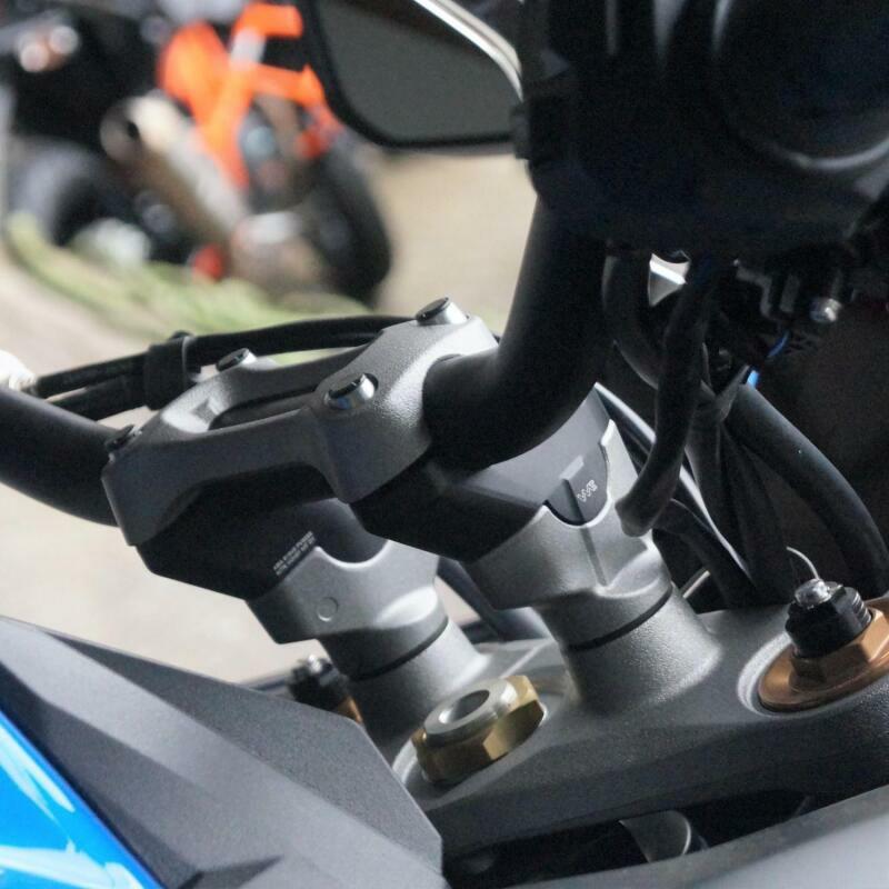 KATANA 2022- ハンドルバーライザー 30mmUP 22mmOffset ブラック VOIGT