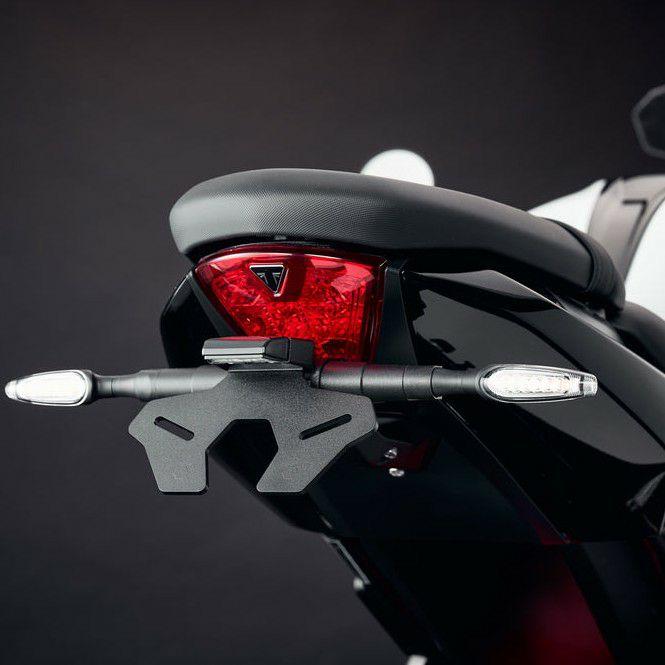 トライアンフ デイトナ660 フェンダーレスキット ブラック Evotech