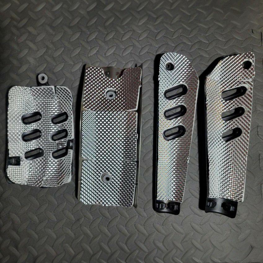 トライアンフ スクランブラー900用のヒートガード トライアンフ ストリートスクランブラー/スクランブラー900 ヒート
