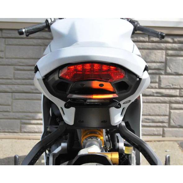 ドゥカティ スーパースポーツ 950 LEDリアウインカー ドゥカティ スーパースポーツ 950 LEDリアウインカー