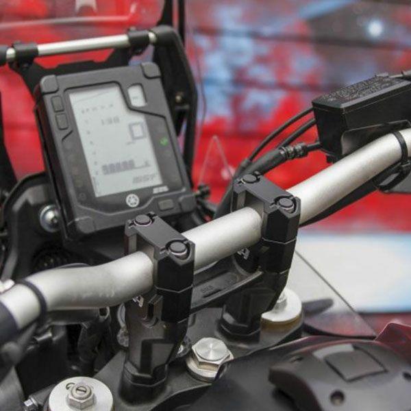 ヤマハ テネレ700 20- 30mmハンドルバーライザー ブラック AltRider