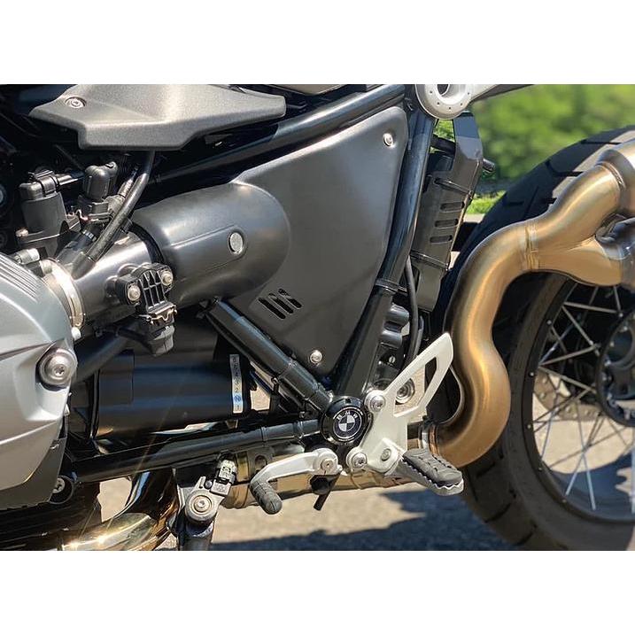 BMW K1300R タンデムサイドカバー 黒右 HEPCO&BECKER+プロトセレクト BMW R1300GSパーツ|R1300GS 23で