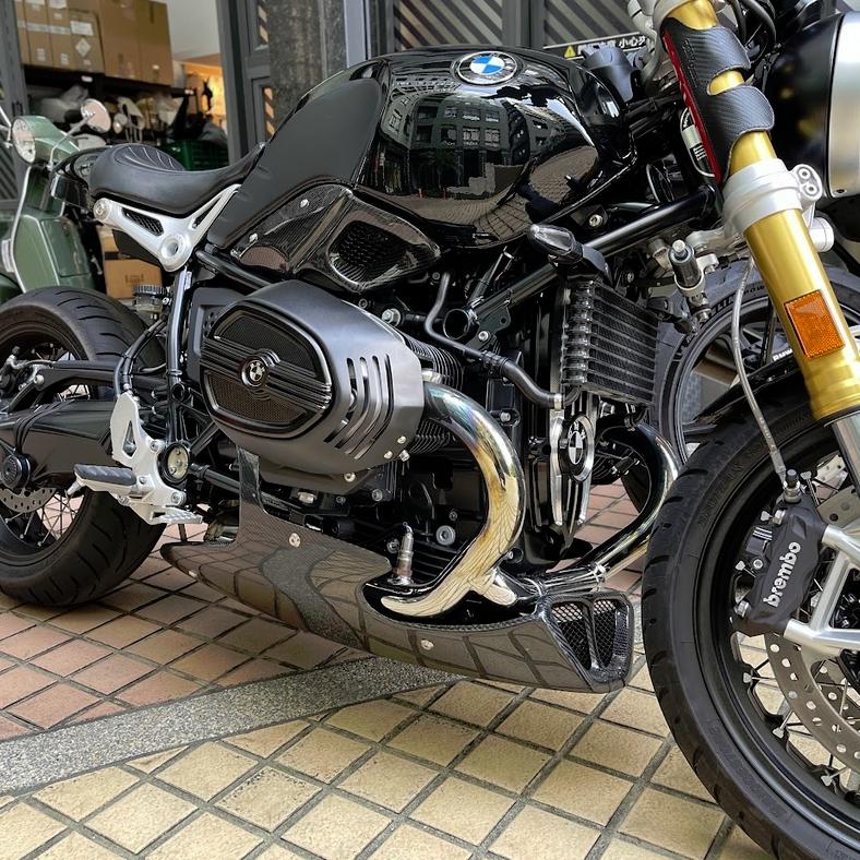 BMW RnineT 2021〜 シリンダーヘッドカバー エンジンガード 左右 BMW RnineT 2021〜 シリンダーヘッドカバー エンジンガード 左右