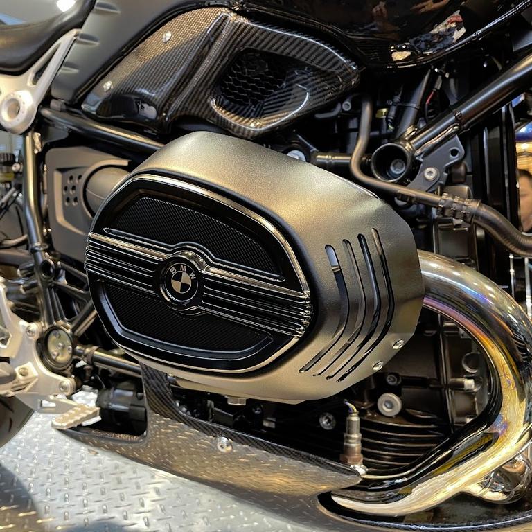 BMW RnineT 2021〜 シリンダーヘッドカバー エンジンガード 左右 BMW RnineT 2021〜 シリンダーヘッドカバー エンジンガード 左右
