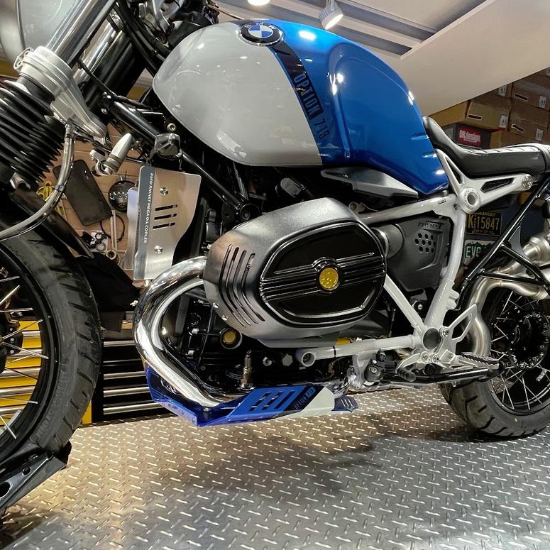 BMW RnineT 2021〜 シリンダーヘッドカバー エンジンガード 左右 BMW RnineT 2021〜 シリンダーヘッドカバー エンジンガード 左右