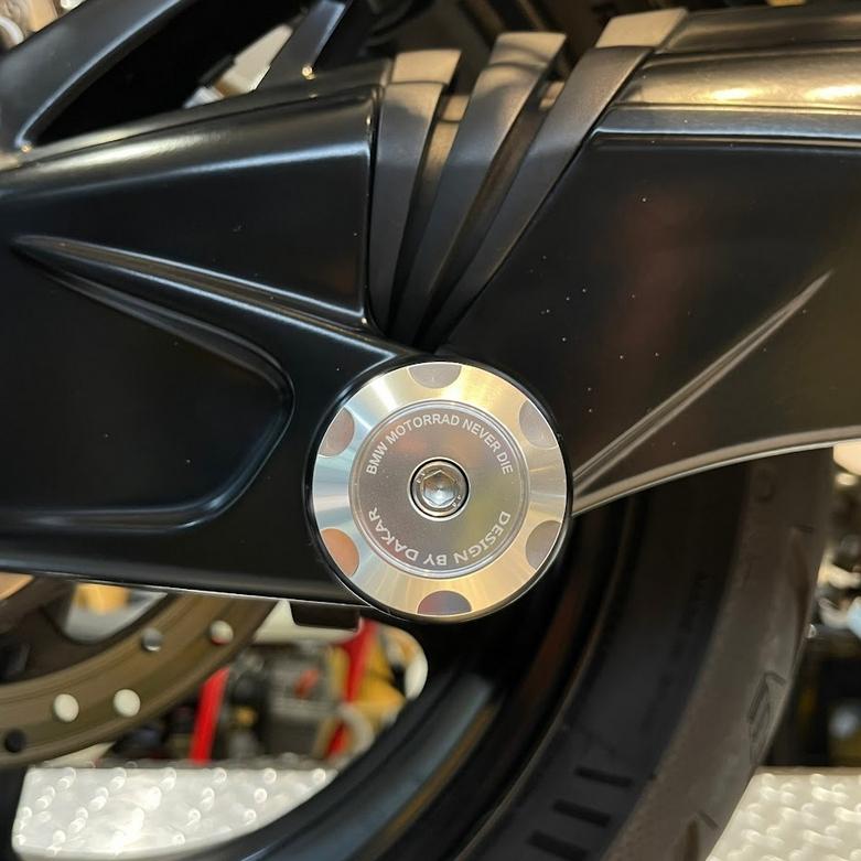 BMW RnineT リア アクスルスライダー シルバー DKdesign(BMW BMW RnineT リア アクスルスライダー シルバー DKdesign(BMW