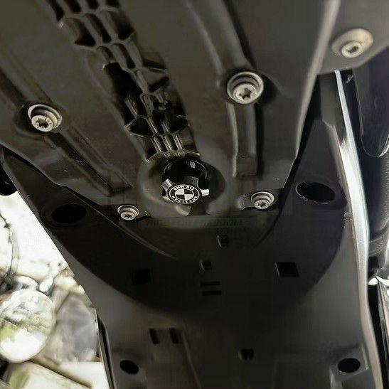 BMW R12/R12nineT クイックシートスクリュー ブラック DKデザイン