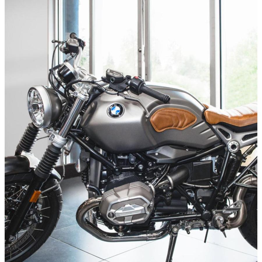 BMW RnineT タンクパッド ブラック/ブルー＆レッドステッチ RAISCH