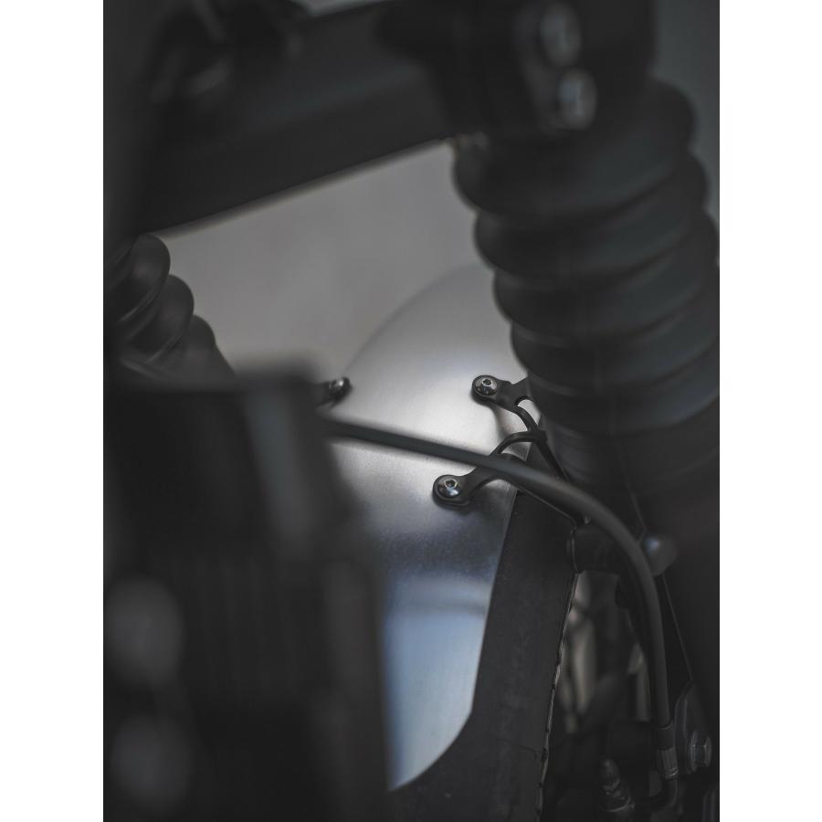 トライアンフ ボバー Race Bobber アルミフロントフェンダー マットブラック RAISCHの画像