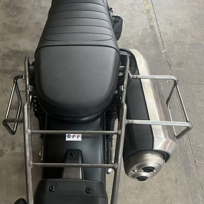 CL250/CL500 サドルバッグ ステー ブラック 左側 La Poderosa