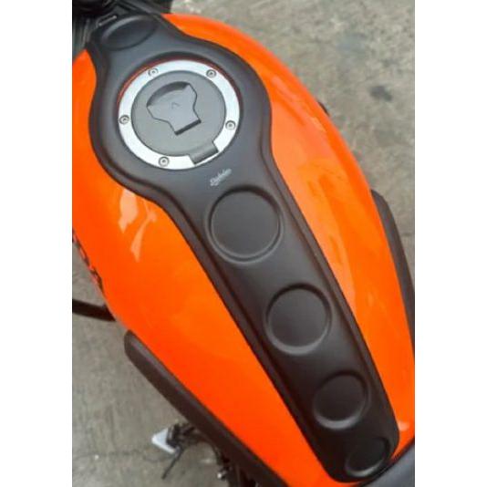 ホンダ CL250/CL500 タンクカバー ブラック K-SPEED ホンダ CL250/CL500 タンクカバー ブラック K-SPEED
