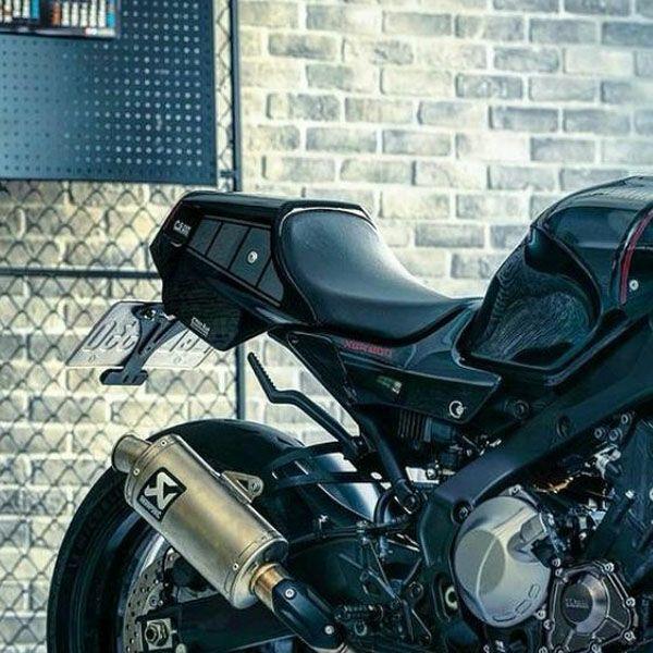 ヤマハ XSR900 C-S シングルシートカウル 未塗装品 HooBue｜motoparts｜05