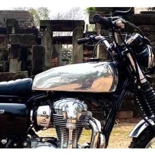 Kawasaki W650 アルミ タンク Kawasaki W650 アルミ タンク
