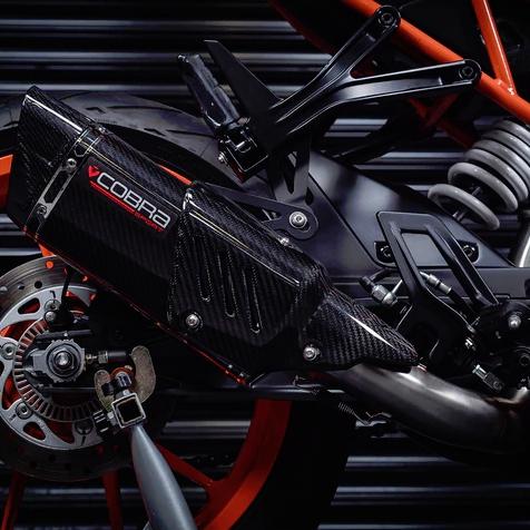 KTM RC390 2017-20 スリップオンマフラー カーボン 