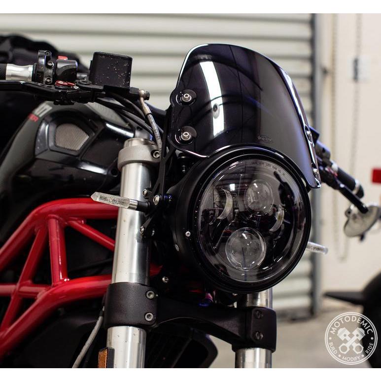 モトデミックDART ショートシールド 旧XSR900で使用