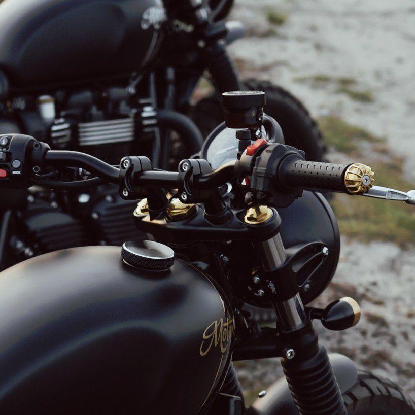 トライアンフ T100 T120 ボバー スクランブラー スピードツイン