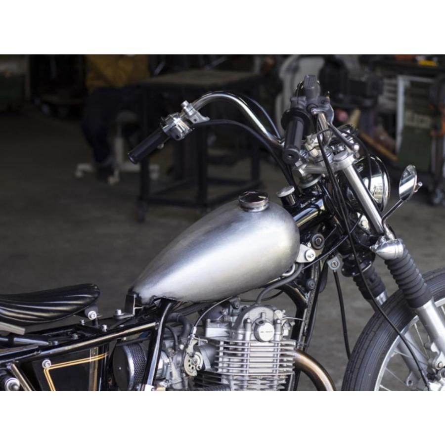 ヤマハ SR400/500 マスタングタンクキット ローマウント ヤマハ SR400/500 マスタングタンクキット ローマウント