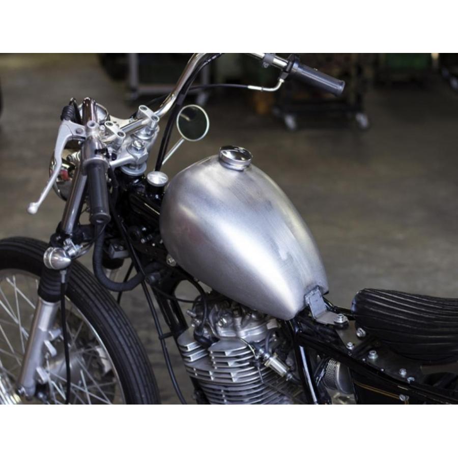 ヤマハ SR400/500 ピーナッツタンクキット ハイマウント ヤマハ SR400/500 ピーナッツタンクキット ハイマウント